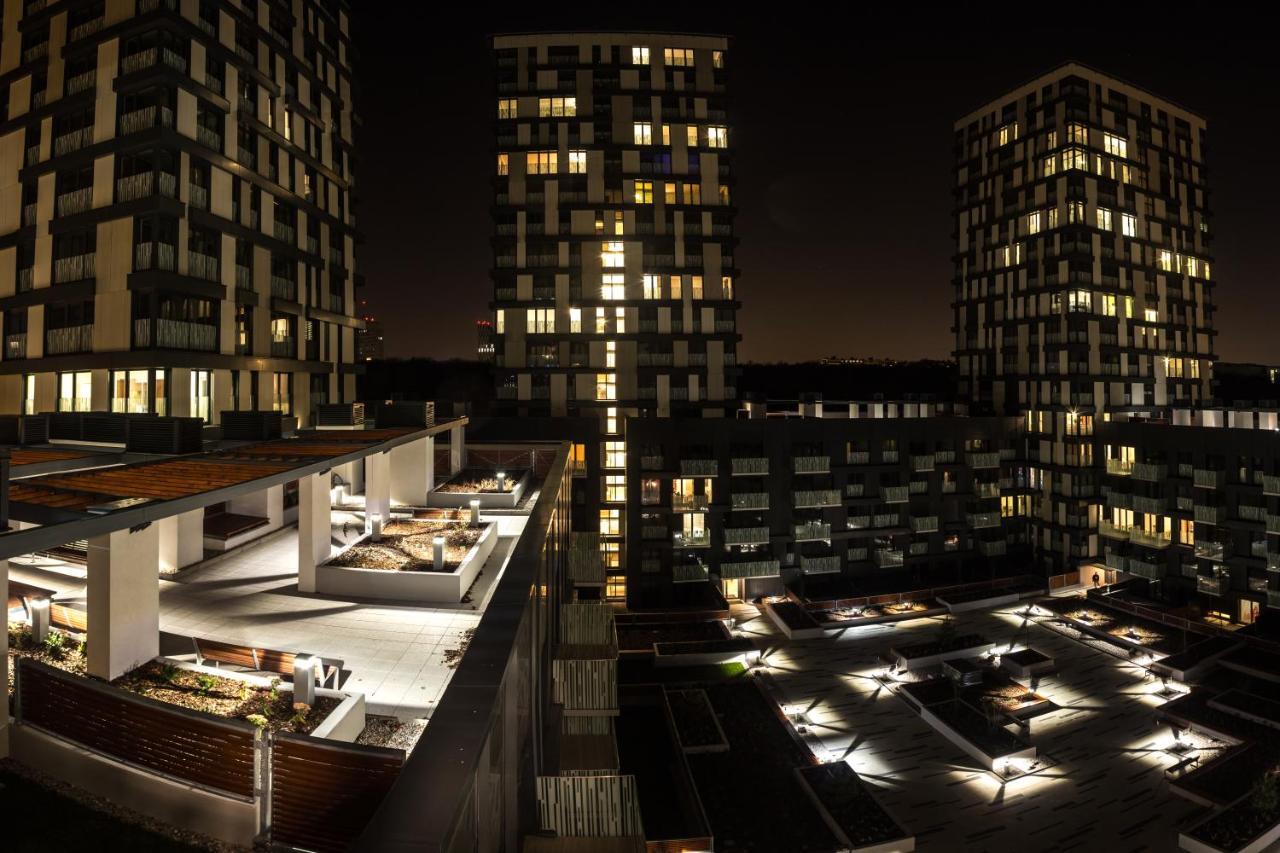Prague Apartment In Residential Tower - Parking エクステリア 写真
